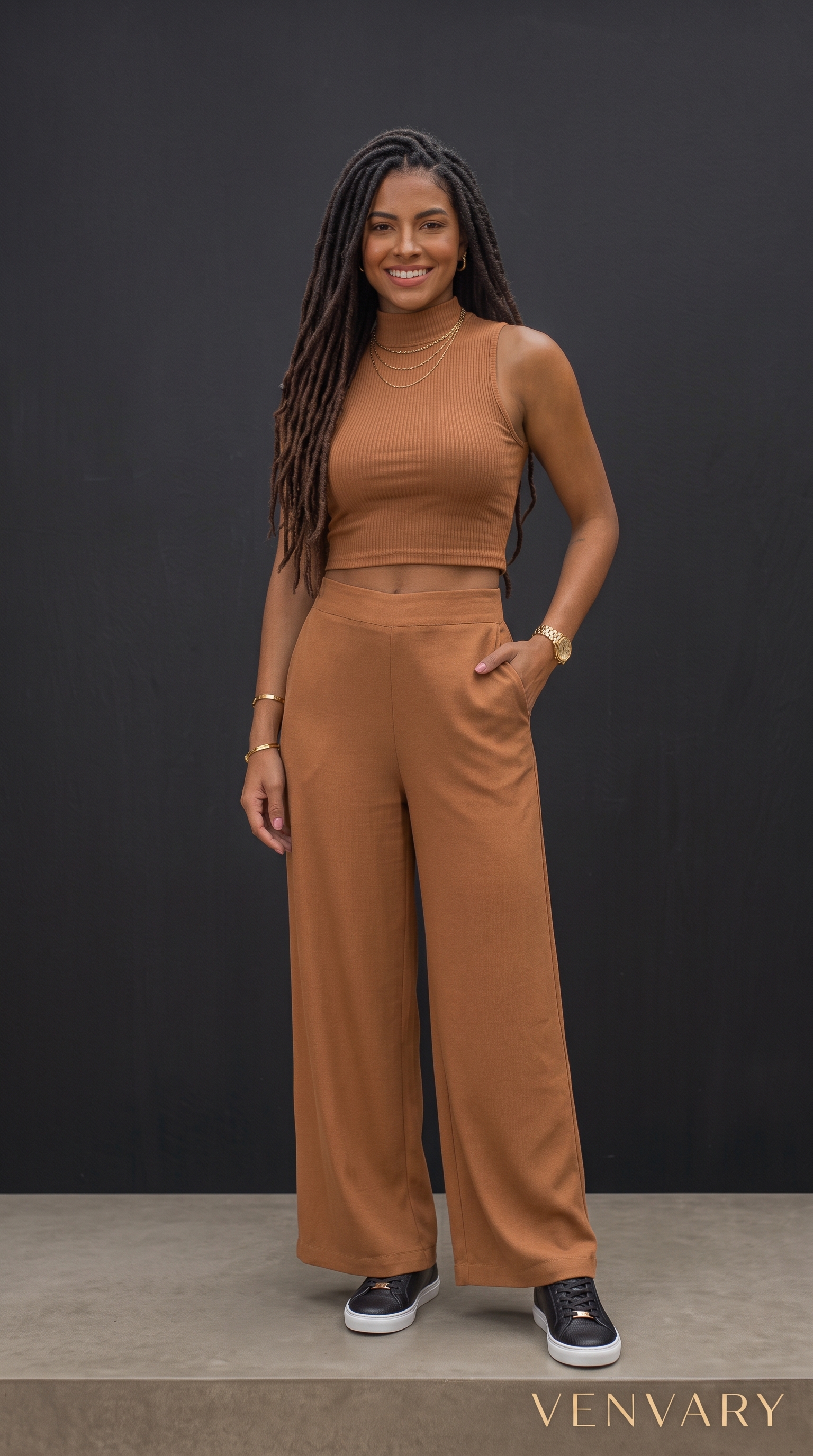 Conjunto Cropped Canelado Gola Alta e Calça